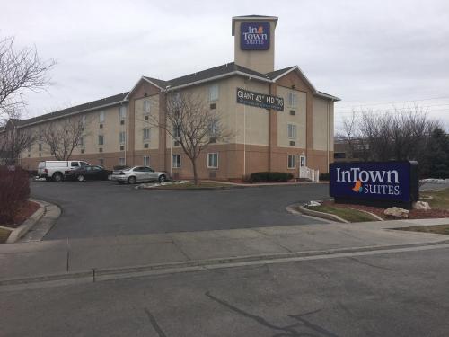 Фотография гостиницы InTown Suites Extended Stay Salt Lake City UT - Woods Cross