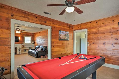 Фотографии гостевого дома 
            Lubbock House - Walk to Texas Tech and Downtown