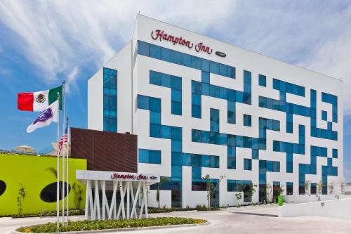 Фотография гостиницы Hampton Inn by Hilton Ciudad del Carmen