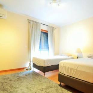 Фотографии хостела 
            Suites & Apartments DP VFXira