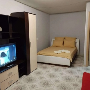 Фотография квартиры Квартира в микрорайоне Мирном 2/2