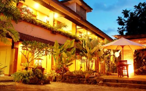 Фотографии гостиницы 
            Nyiur Resort Hotel