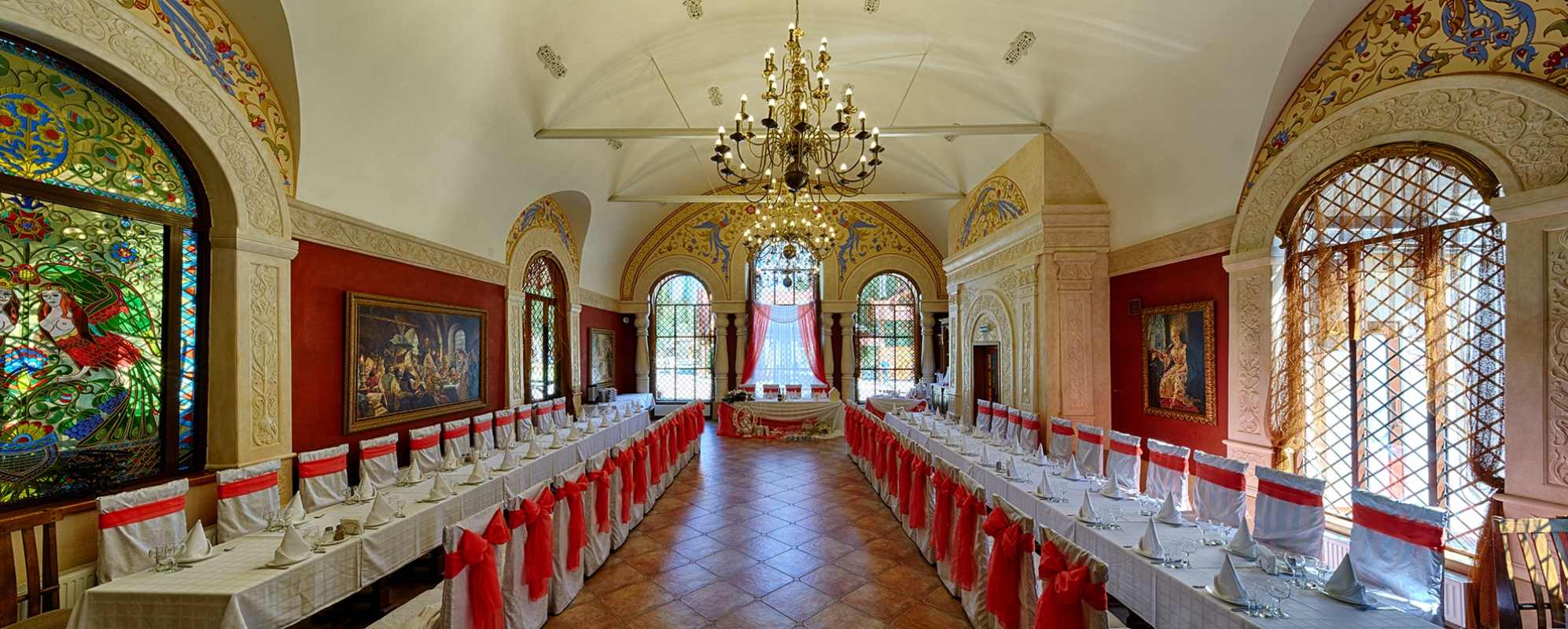 Фотографии банкетного зала Тронный