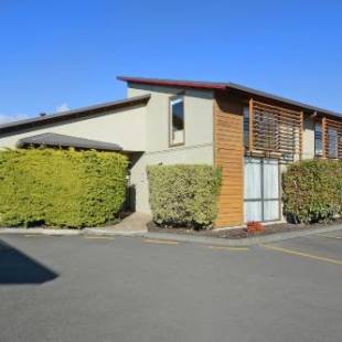 Фотографии мотеля
Totara Lodge