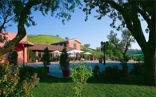 Фотография гостиницы Country Hotel & Resort I Calanchi