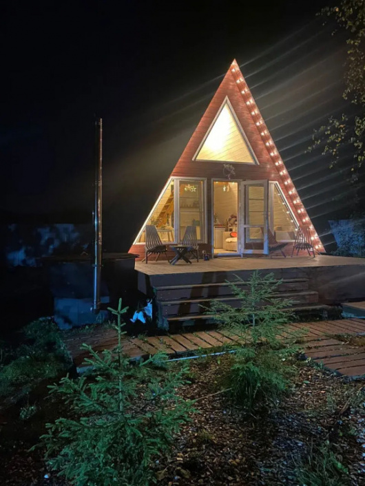 Фотографии Коттеджа 
            Частный дом Hide Forest