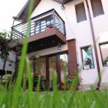 Фотография гостевого дома Upstairs Residence