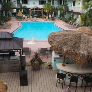 Фотографии мотеля 
            Island House Resort Hotel