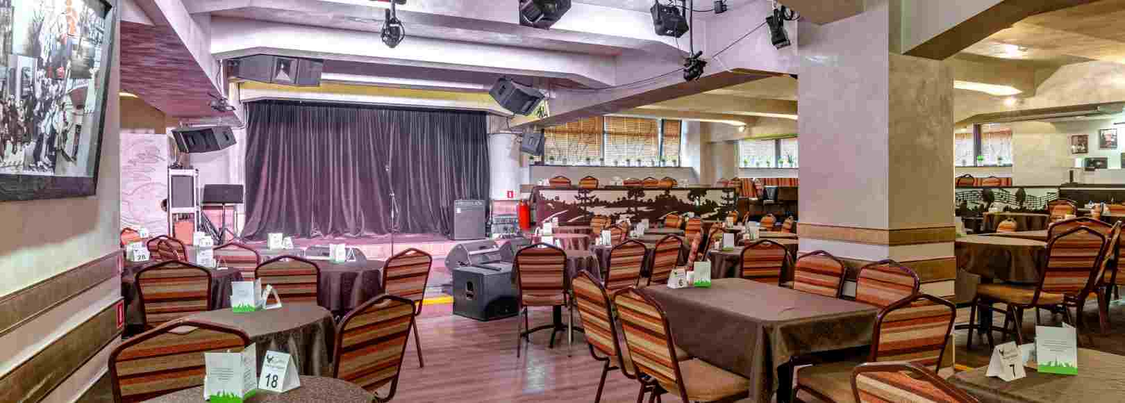 Фотография банкетного зала Большой зал клуба Гнездо глухаря