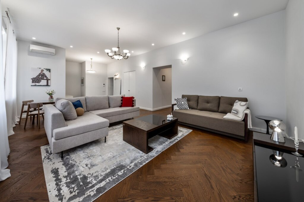 Фотография квартиры Апартаменты 4-комнатные HomeApart К.Маркса, 30