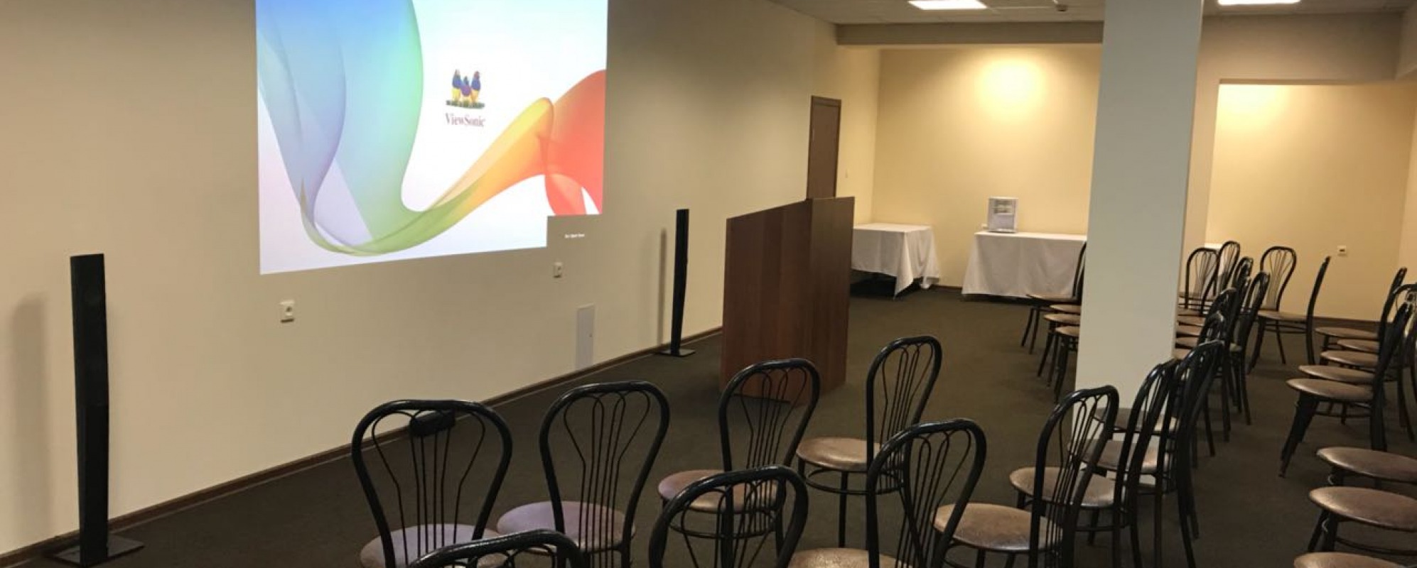 Фотографии конференц-зала Сенгилей