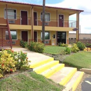 Фотографии гостиницы
Deluxe Inn Airport