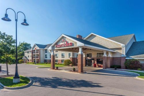 Фотография гостиницы AmericInn by Wyndham Madison South