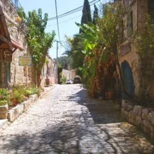 Фотографии гостевого дома
Home in Old Roshpina