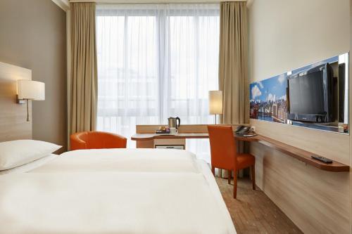 Фотография гостиницы H+ Hotel Berlin Mitte