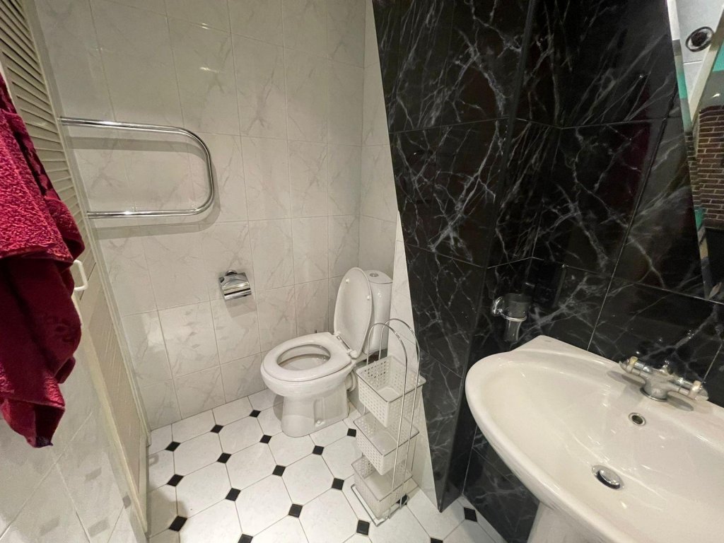 Фотография квартиры Tolstoy Apart (Толстой Апарт) на улице Лейтейзена 6