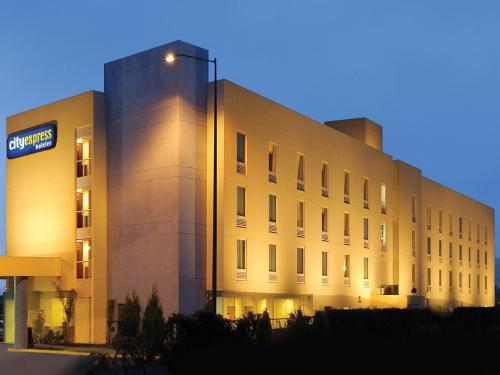 Фотография гостиницы City Express San Luis Potosi Zona Industrial