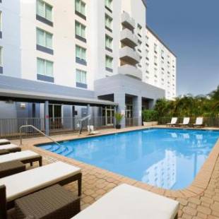 Фотографии гостиницы 
            Holiday Inn Hotel Miami-Doral Area, an IHG Hotel