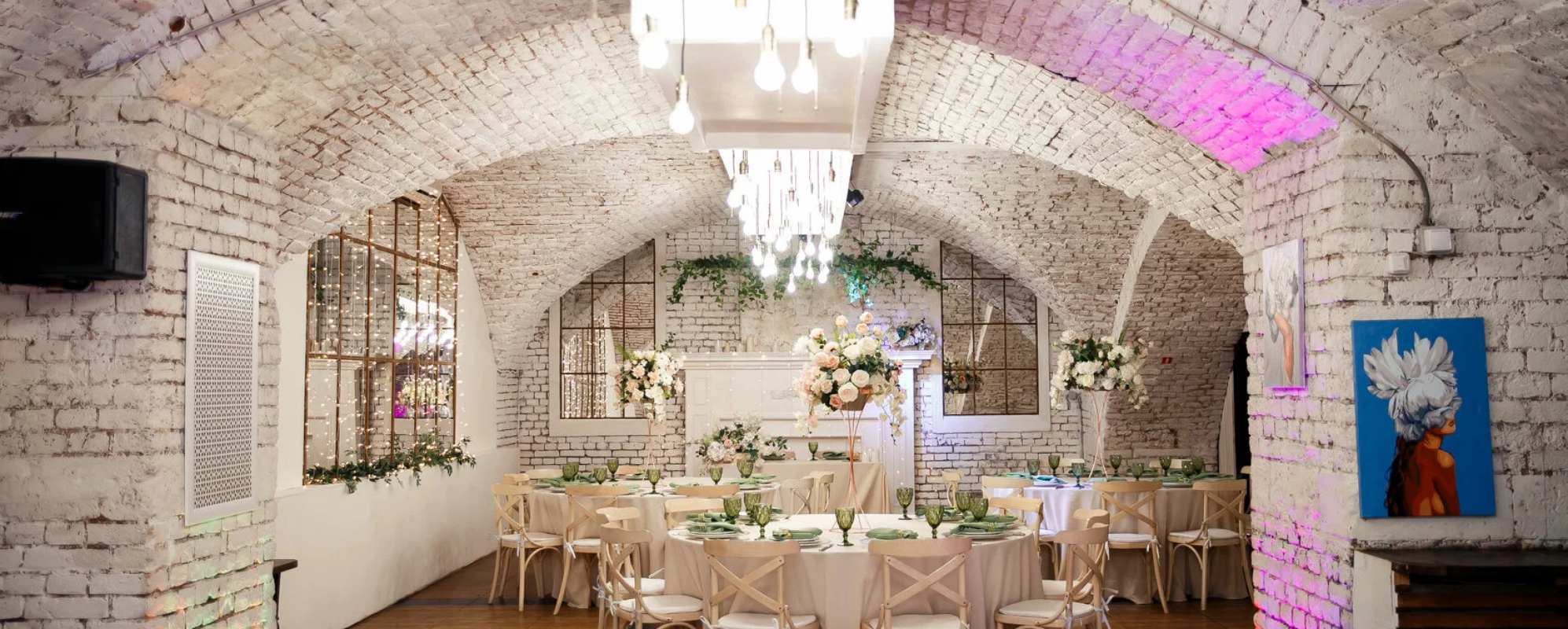 Фотографии банкетного зала Кафе Буржуй. Бауманская