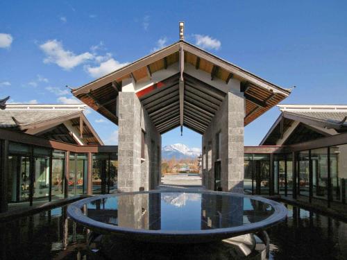 Фотографии гостиницы 
            Pullman Lijiang Resort & Spa