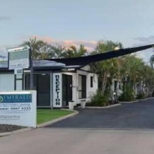 Фотографии апарт отеля
Emerald Motel Apartments