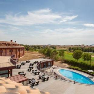 Фотографии гостиницы
Exe Layos Golf