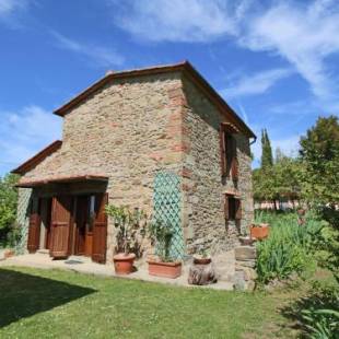 Фотографии гостевого дома 
            Welcoming Farmhouse with Swimming Pool in Tuscany