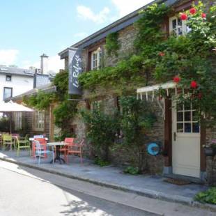 Фотографии гостевого дома 
            Cozy Holiday Home in Bievre with Pond