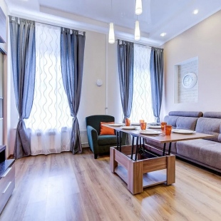 Фотография квартиры Апартаменты «Spb2day на Чехова 5»