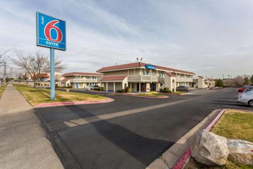 Фотография гостиницы Motel 6-El Paso, TX - East
