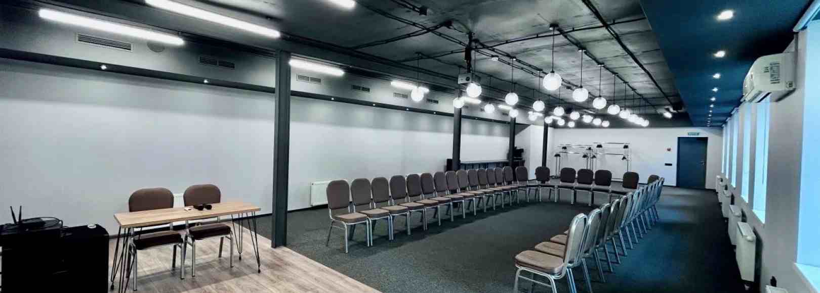 Фотография конференц-зала Ибис Москва Павелецкая