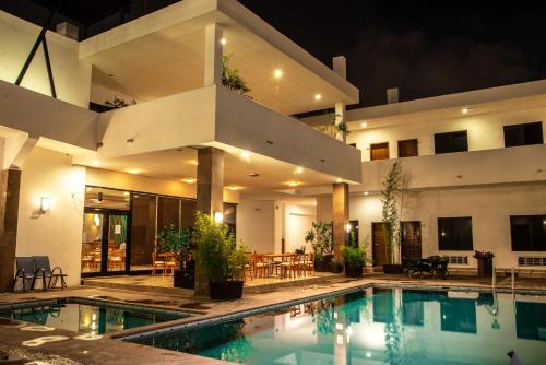 Фотография гостиницы Hotel Tres Soles