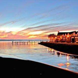 Фотографии гостиницы 
            Protea Hotel by Marriott Walvis Bay Pelican Bay