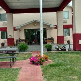 Фотографии гостиницы
Super 8 by Wyndham Omaha Eppley Airport/Carter Lake