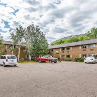 Фотографии мини отеля 
            Rodeway Inn Rifle