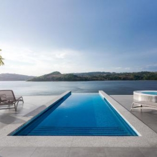 Фотография гостиницы Heron Live Hotel Marina & SPA