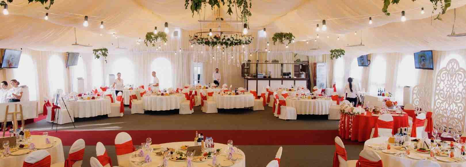 Фотография летней террасы Большой банкетный шатёр