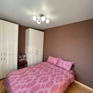 Фотография квартиры Квартира Уютная трехкомнатная на сутки у метро Могилевская, ООО Все рядом