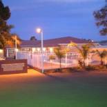 Фотография мотеля Charles Rasp Motor Inn & Cottages