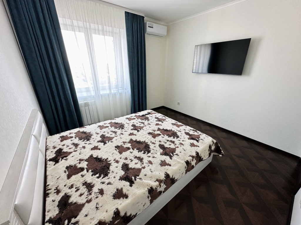 Фотография квартиры Квартира Новая Двухкомнатная в Центре Города с Видом на Китай