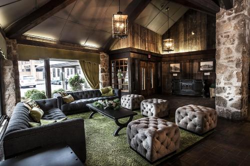 Фотографии гостиницы
Old Stone Inn Boutique Hotel