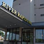 Фотография гостиницы River Rapids Inn