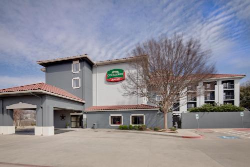 Фотография гостиницы Courtyard Fort Worth I-30 West Near NAS JRB