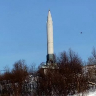 Фотография памятника Памятный знак Ракета