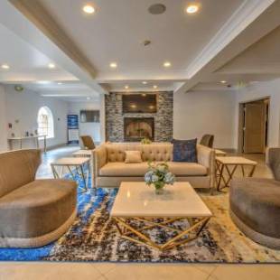 Фотографии гостиницы
Best Western Plus Media Center Inn & Suites