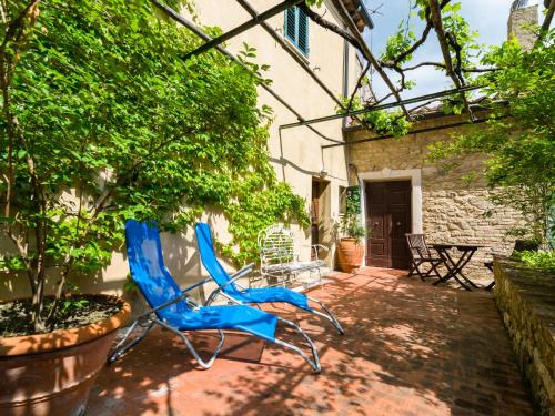Фотография гостевого дома Vintage Holiday Home in Montecastelli PisanoÂ , with private terrace