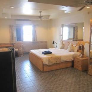 Фотографии мини отеля
Borussia Park Guesthouse & Restaurant