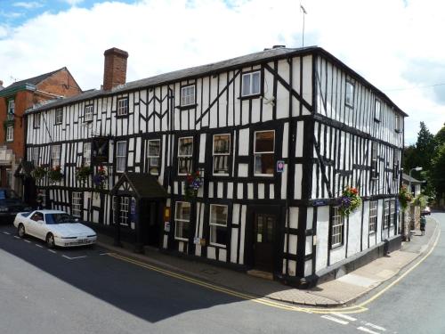 Фотография гостиницы The Falcon Hotel