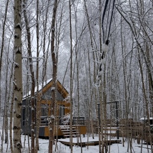 Фотография Коттеджа Шале в Стиле Barn Вблизи Реки Днепр