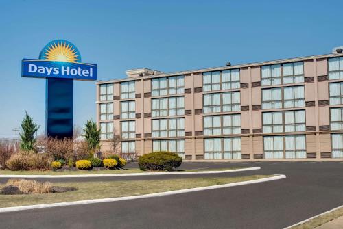 Фотография гостиницы Days Hotel by Wyndham Toms River Jersey Shore